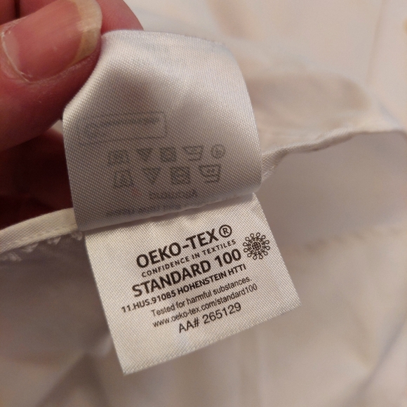 Ralph Lauren Black Label regular fit white cotton stretch dress shirt. Large - Picture 9 of 16